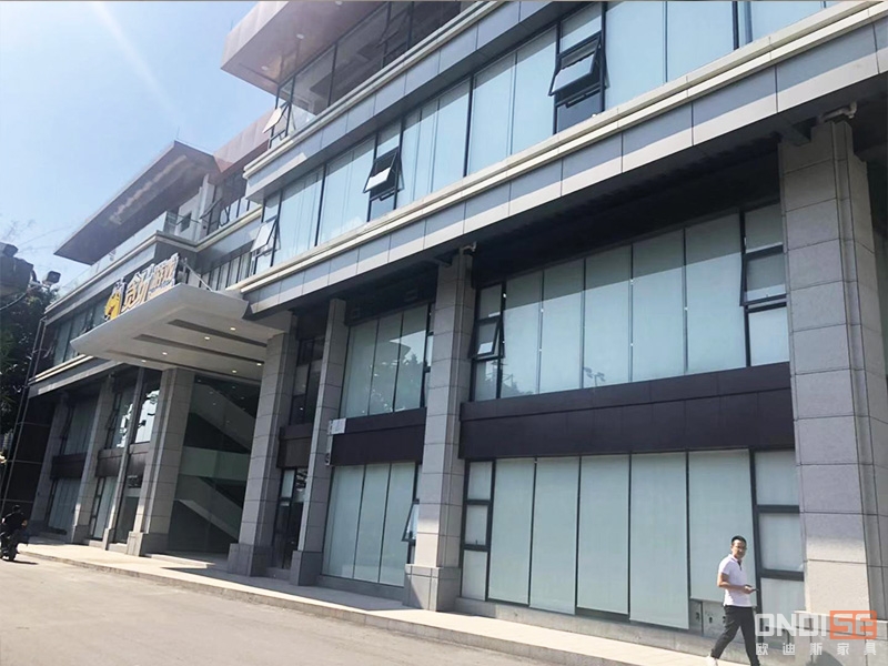 廣州辦公家具定制.jpg
